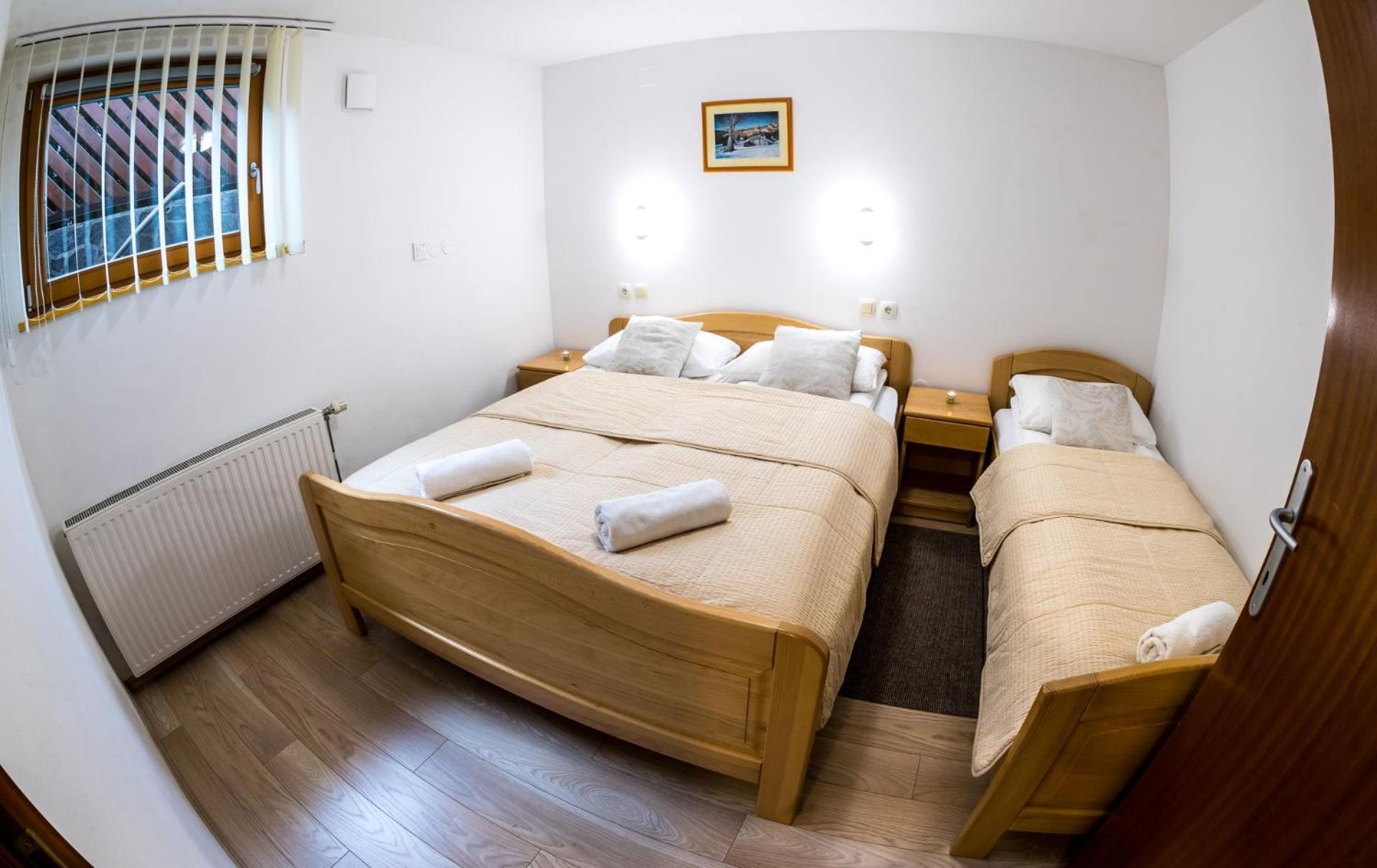 Zimzeleni Apartments Зрече Екстер'єр фото