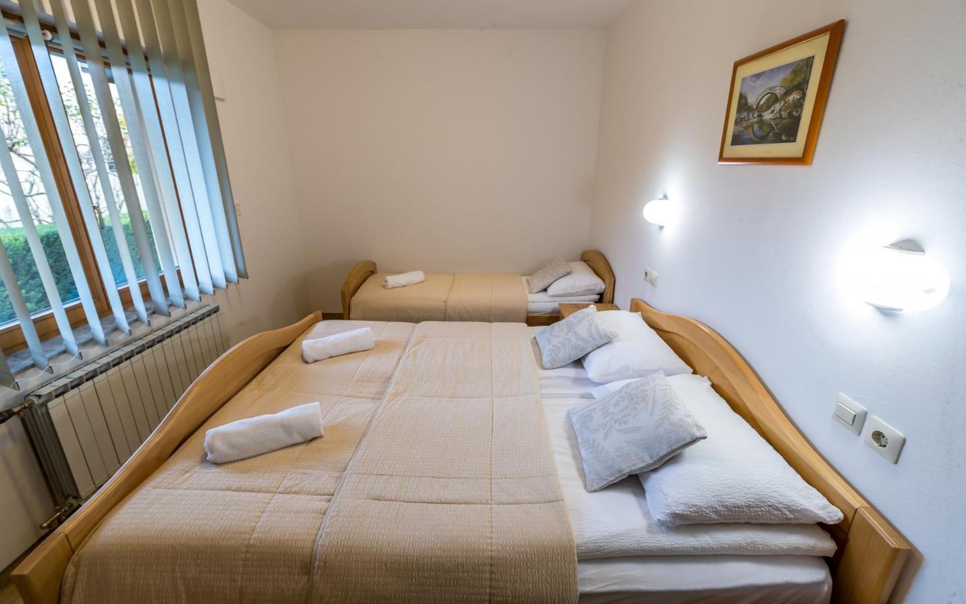Zimzeleni Apartments Зрече Екстер'єр фото
